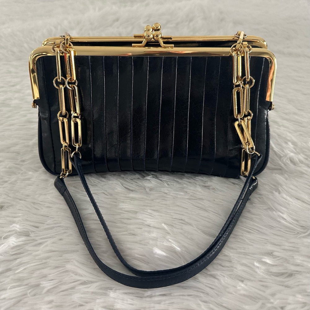 Gorgeous‎ DKNY Navy Leather Kisslock Pleated Bag Handbag